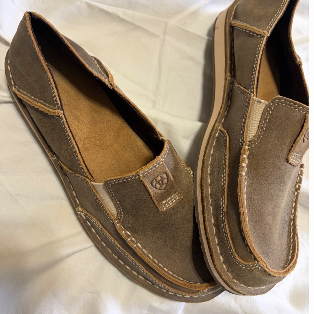 Ariat Cruiser Mens Brown Leather Slip On Moc Toe Loafers Shoes 9.5B